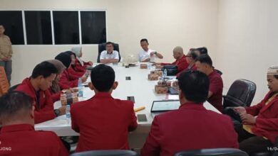 Foto Wakil Bupati Beserta Civitas Akademi STISIPOL Buol